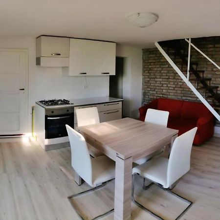 One Bedroom Appartement With Garden At ウルビーノ エクステリア 写真